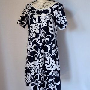 Vintage Mildred's Of Hawaii Floral Dress Short Sleeve Pocket Blue White
